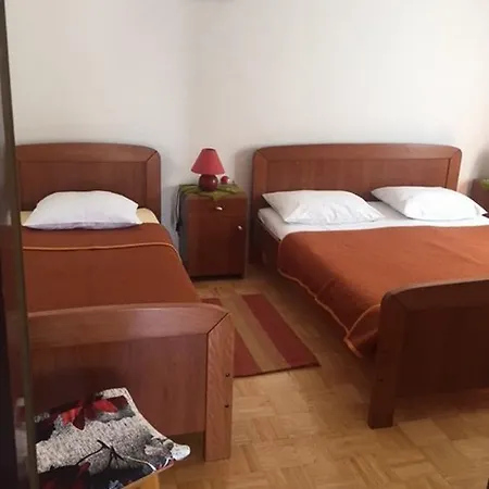 Bili 3* Starigrad Paklenica